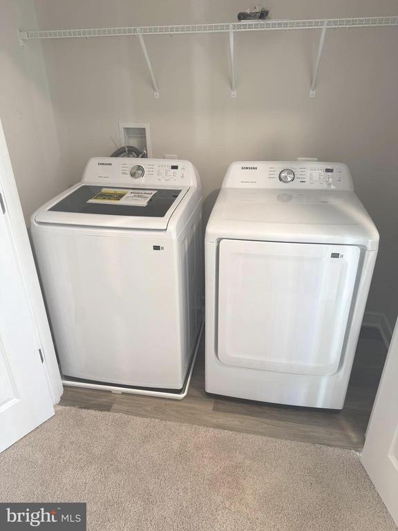 Building Photo - 466 Still Feather Ave