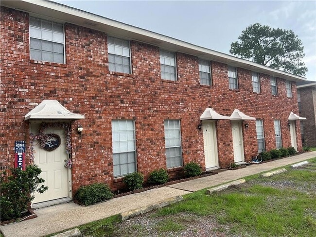 Primary Photo - 203 Maryland Dr