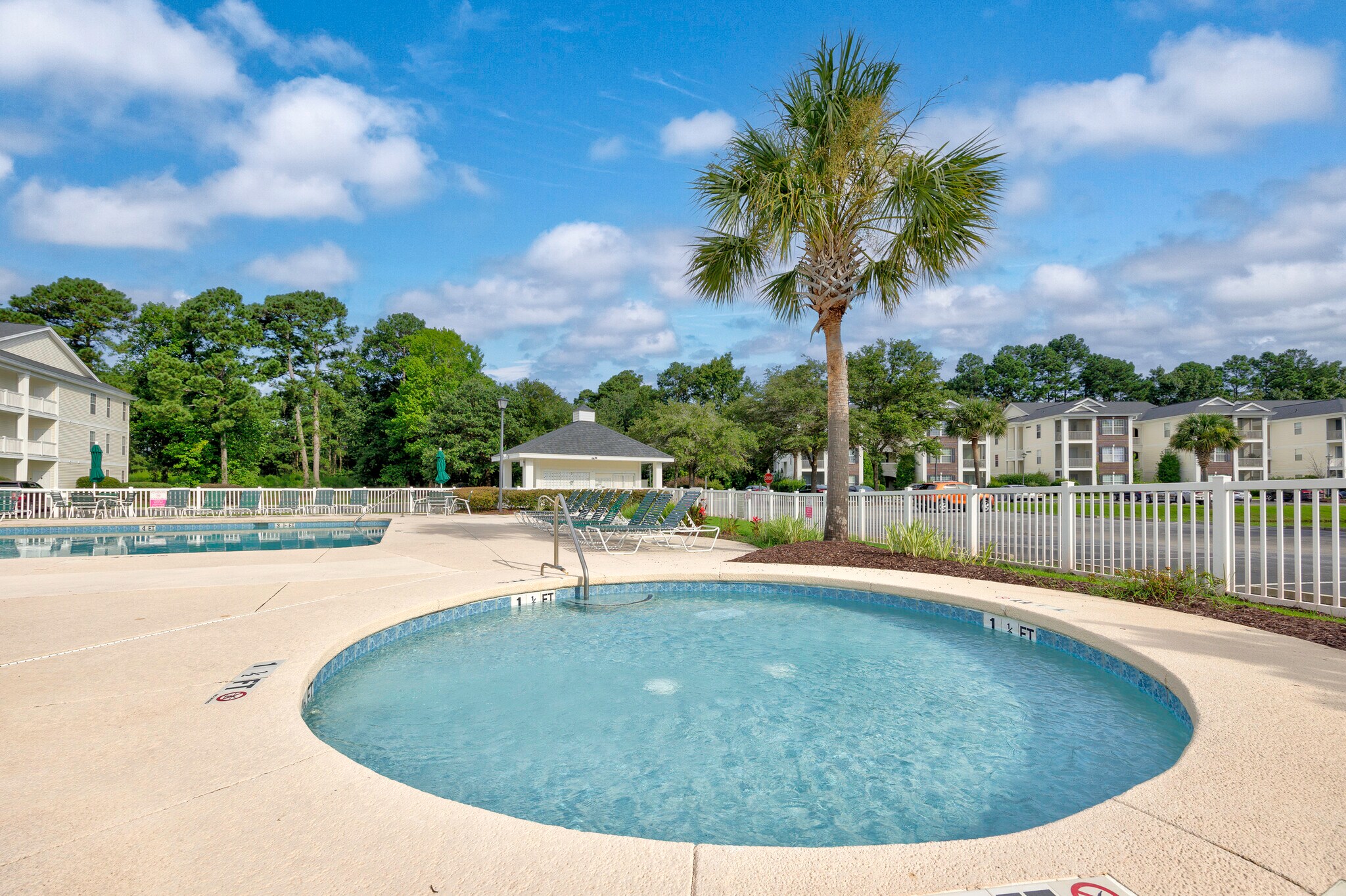 Building Photo - 1278 River Oaks Dr