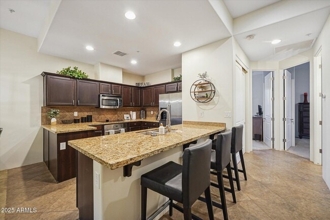 Building Photo - 36600 N Cave Creek Rd