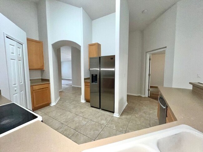 Building Photo - 4119 Coralbrooke Grove