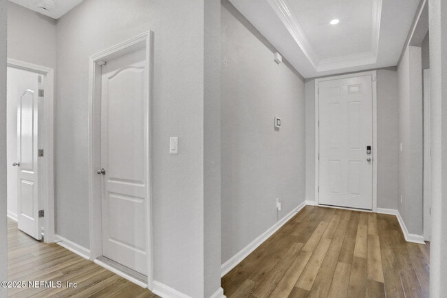 Building Photo - 3209 Crocus Ln