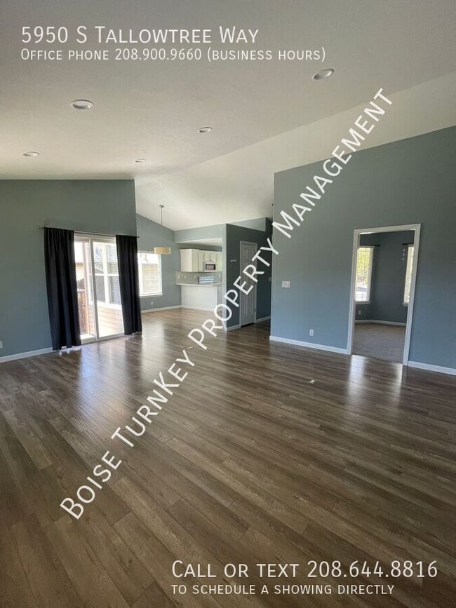 Building Photo - 5950 S Tallowtree Way