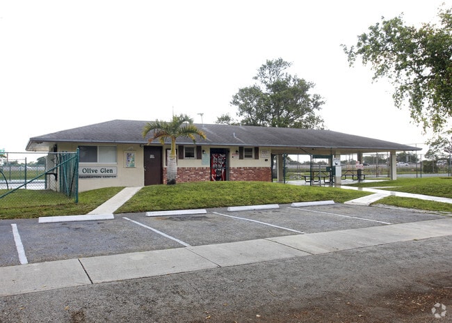Building Photo - Olive Glenn Apartments