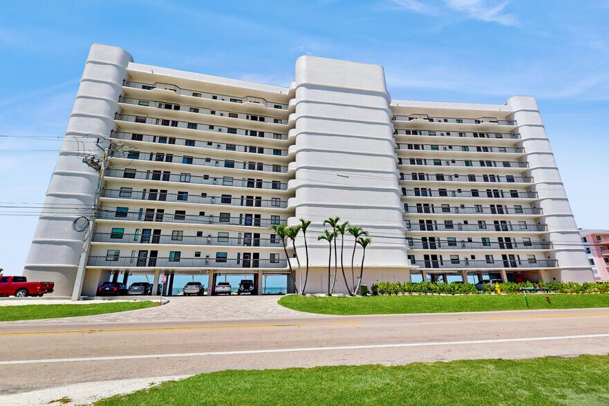 Building Photo - 26300 Hickory Blvd