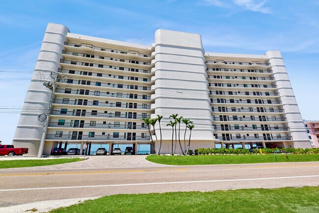 Building Photo - 26300 Hickory Blvd