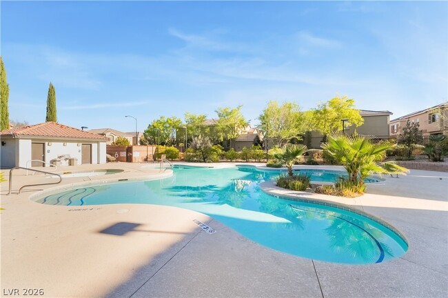 Building Photo - 9526 Vega Carpio Ave