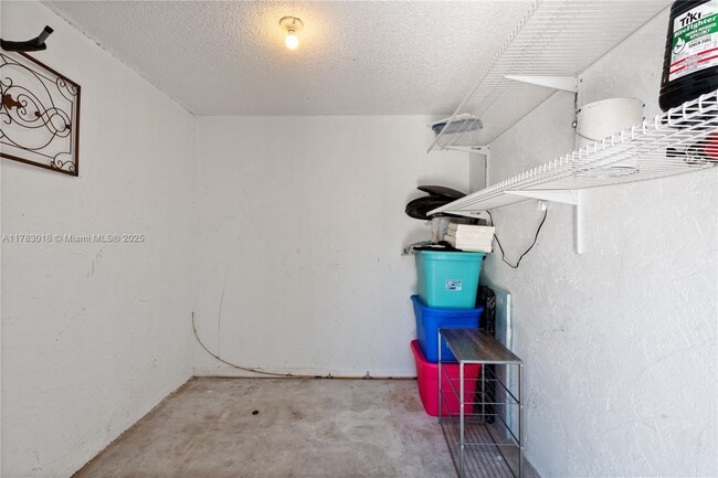 Building Photo - 3871 NW 122nd Terrace