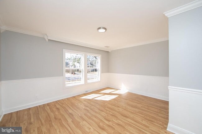 Building Photo - 605 Neck Rd