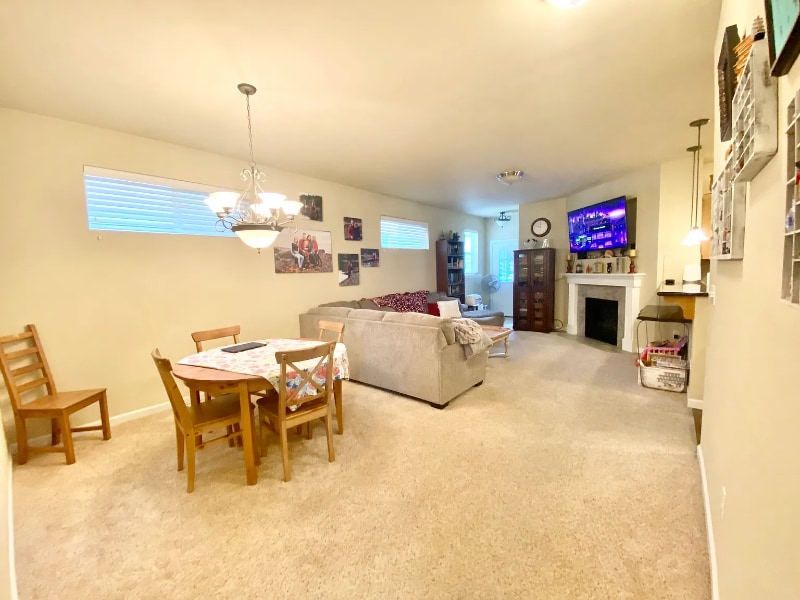 Building Photo - 4424 Edgewater Blvd NE