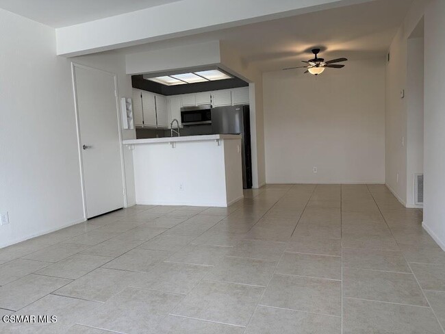 Building Photo - 1190 Tivoli Ln