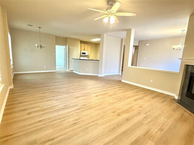 Building Photo - 1511 Freestone Dr