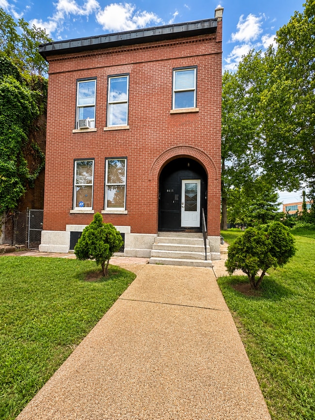 Building Photo - 4417 Strodtman Pl