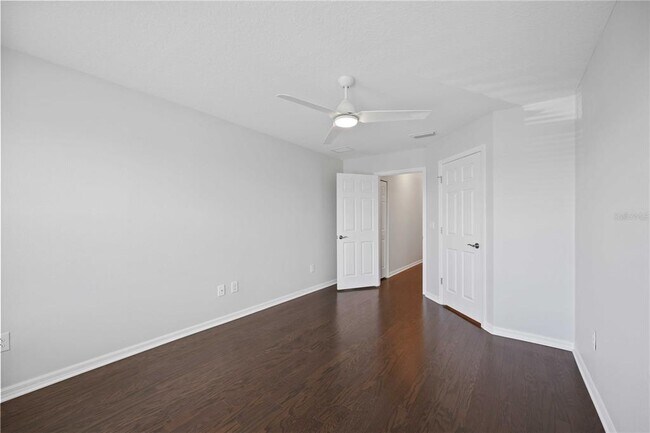 Building Photo - 3040 Via Sienna Cir