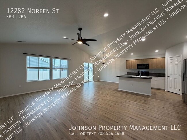 Building Photo - 12282 Noreen St