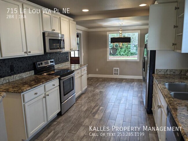 Building Photo - Cute 2 bed 1 bath plus loft home in Tacoma