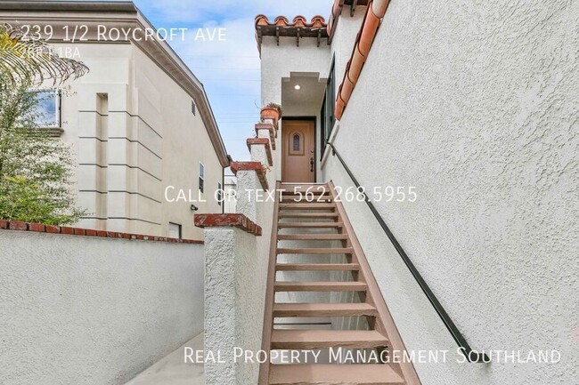 Building Photo - 239 Roycroft Ave