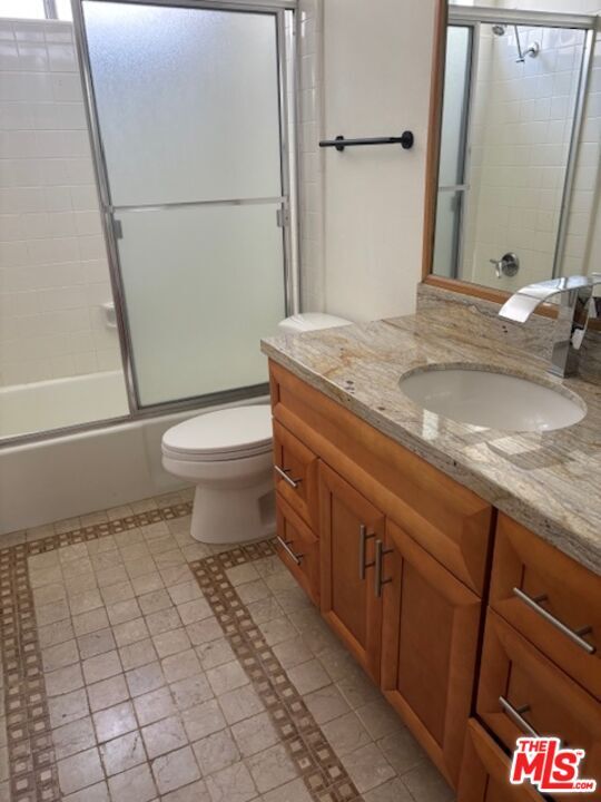 Building Photo - 1644 Palisades Dr