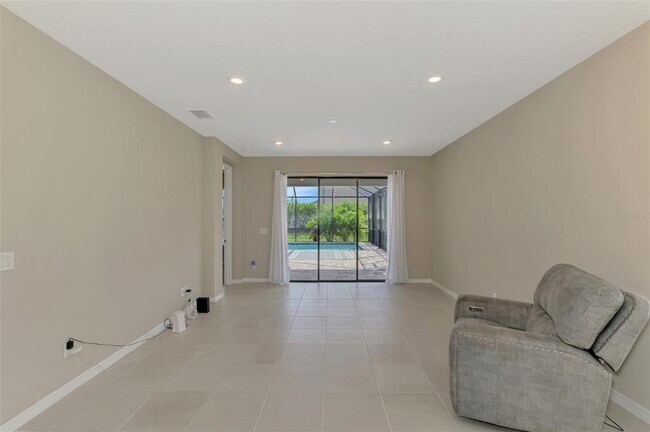 Building Photo - 6310 Grandview Hill Ct
