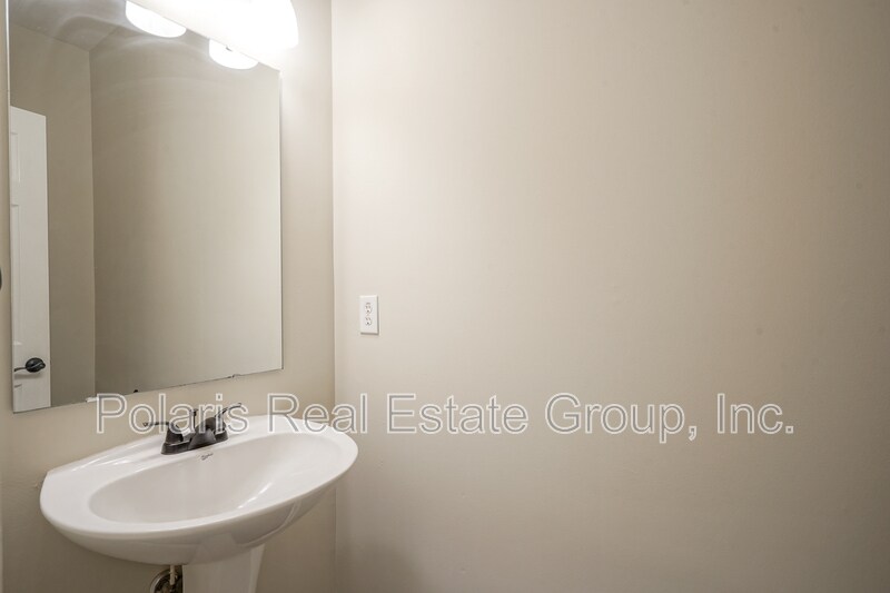 Building Photo - 12175 Bubbling Brook Dr