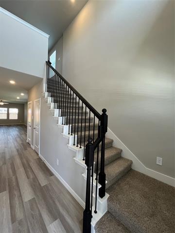Building Photo - 945 Summer Dr