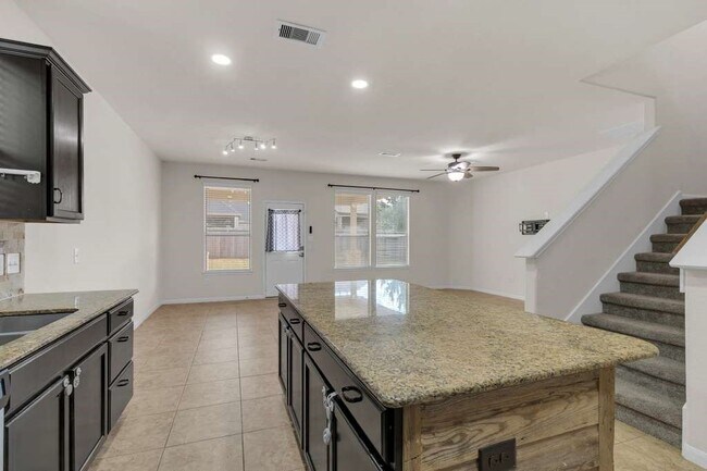 Building Photo - 19239 Midnight Glen Dr