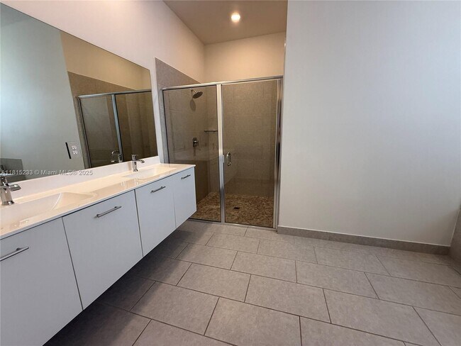 Building Photo - 17494 SW 41st St