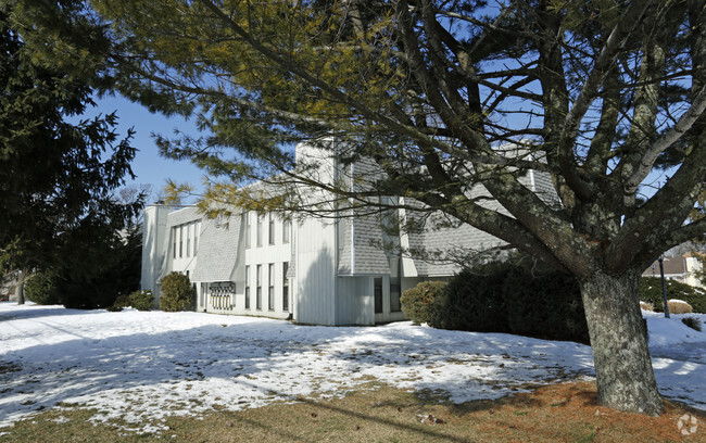 Primary Photo - Ocean Pines