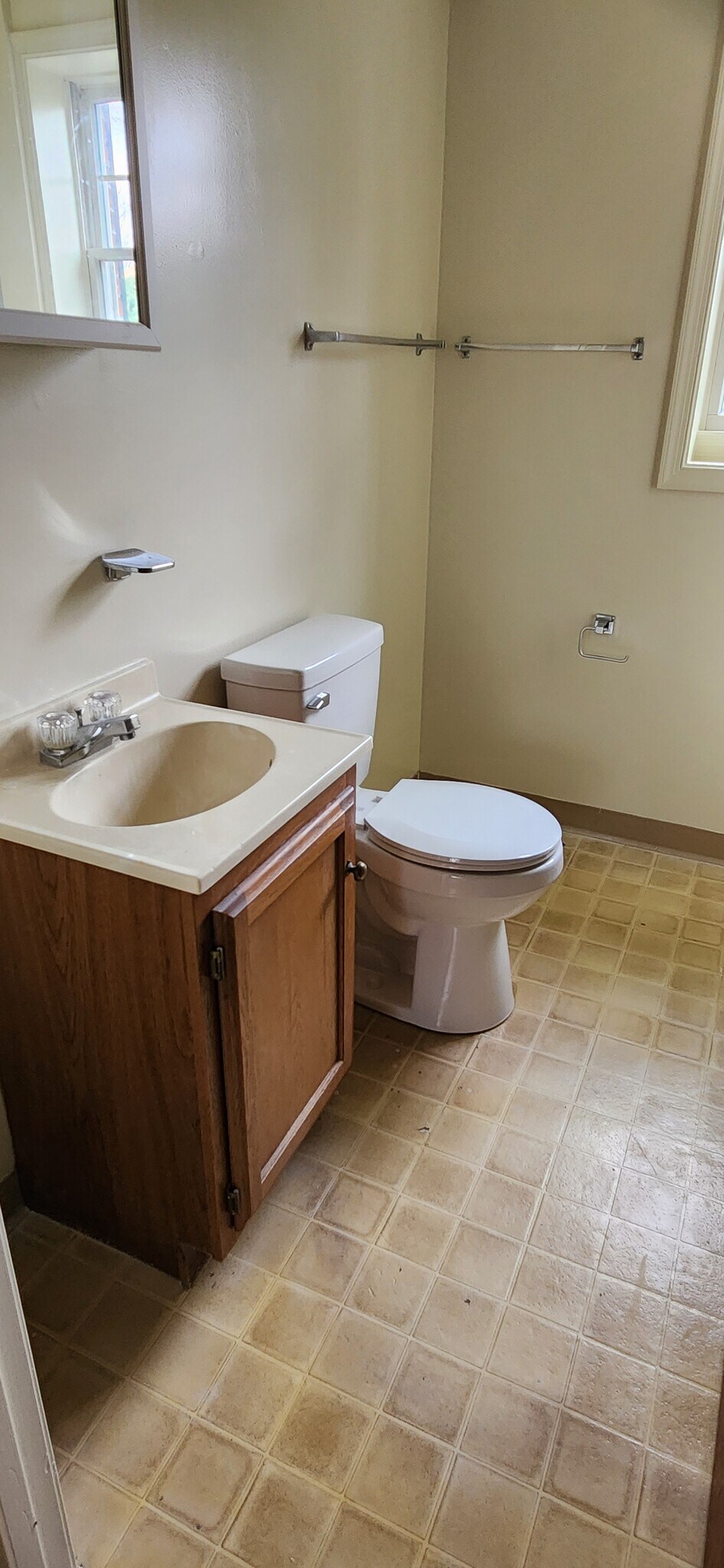 Building Photo - 226 Allison Ave