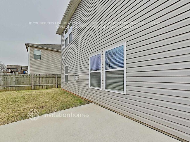 Building Photo - 5020 Elementary View Dr