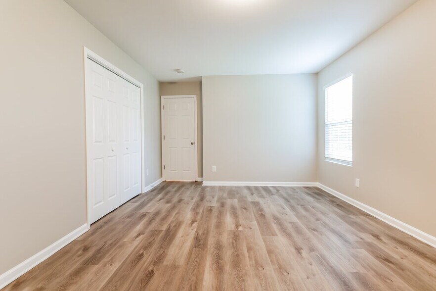 Building Photo - 972 Navaho Trail