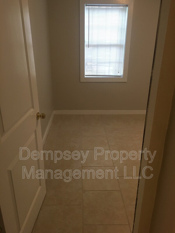 Building Photo - 3416 6th St