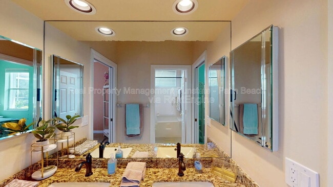 Building Photo - 71 Cayman Pl