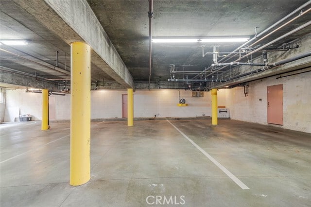 Building Photo - 1344 N Martel Ave