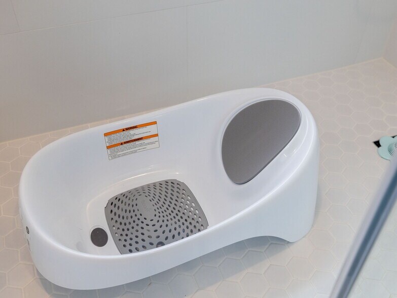 Building Photo - 1212 Broadway