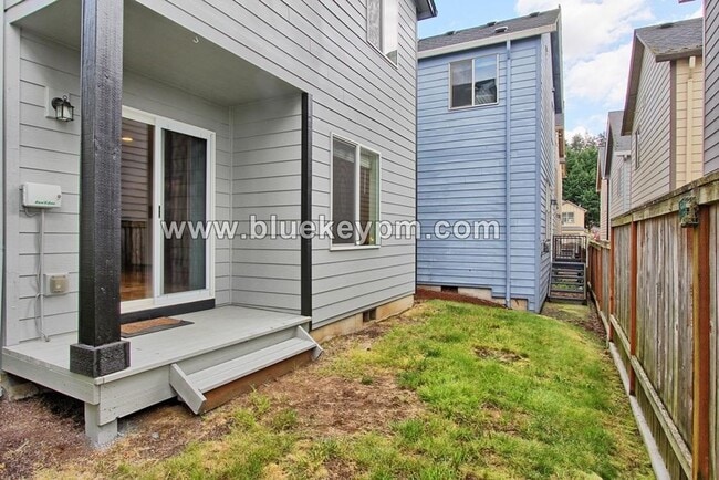 Building Photo - 3 Bed, 2.5 Bath Home Near Walnut Grove Elementary School