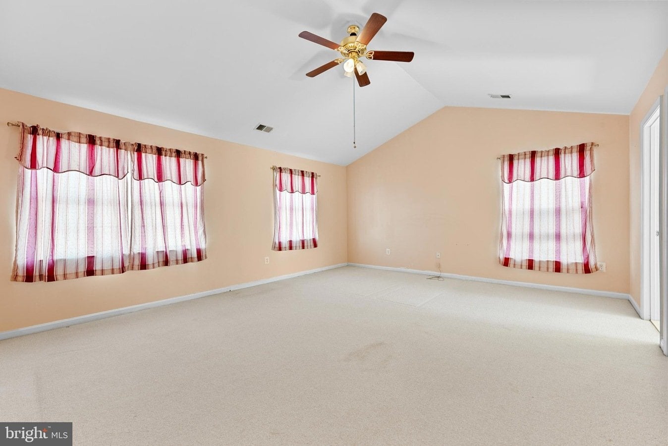 Building Photo - 3 E Thrush Dr