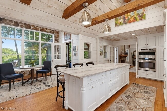 Building Photo - 7910 Larkspur Ln
