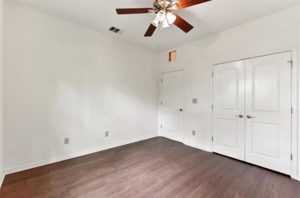 Building Photo - 10104 Missel Thrush Dr