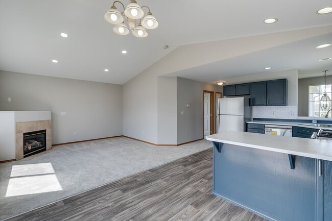 Building Photo - Lake Stevens Home For Rent! Open House This Saturday 8/22 1 - 3 p.m.