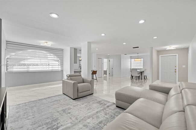 Building Photo - 3549 Magellan Cir