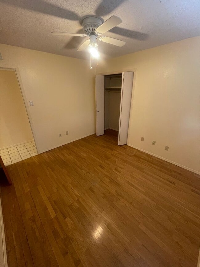 Building Photo - Charming 4 Bedroom/2 Bathroom House Near NMSU