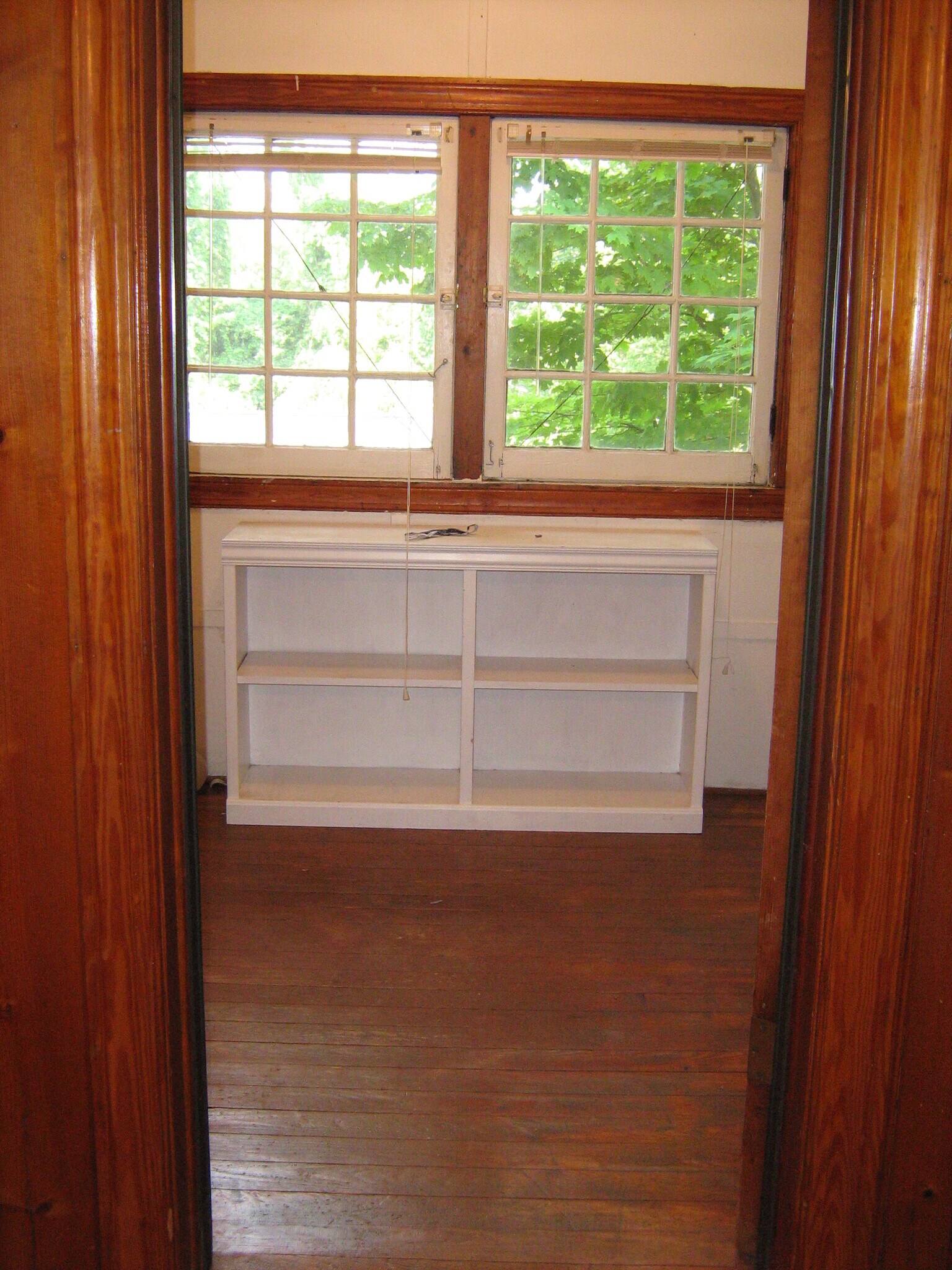Building Photo - 210 Todd Ave