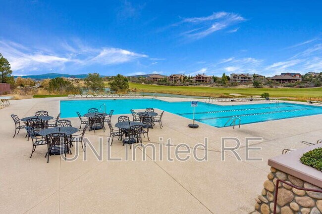 Building Photo - 1371 Kwana Ct