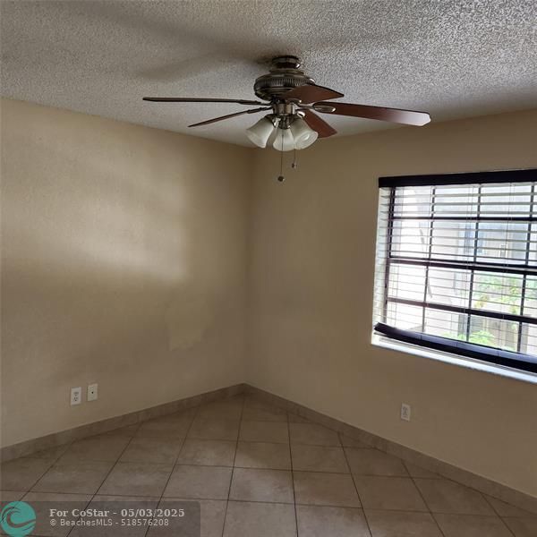 Building Photo - 3634 NW 95th Terrace