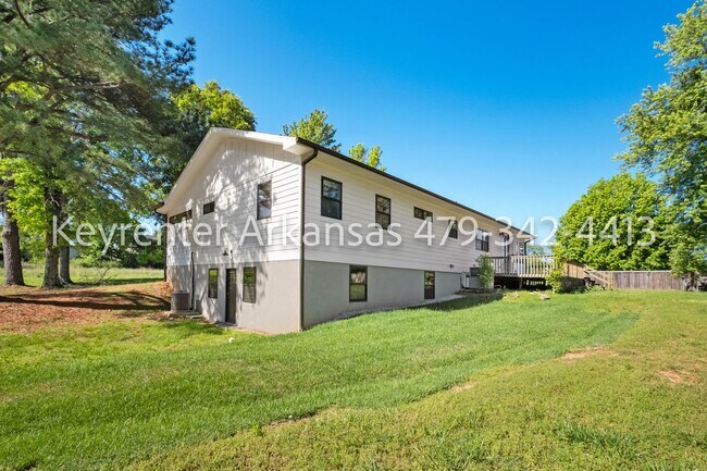 Building Photo - 4480 Trough Springs Rd
