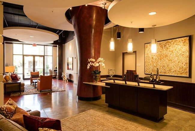 Building Photo - 1715 8th St NW