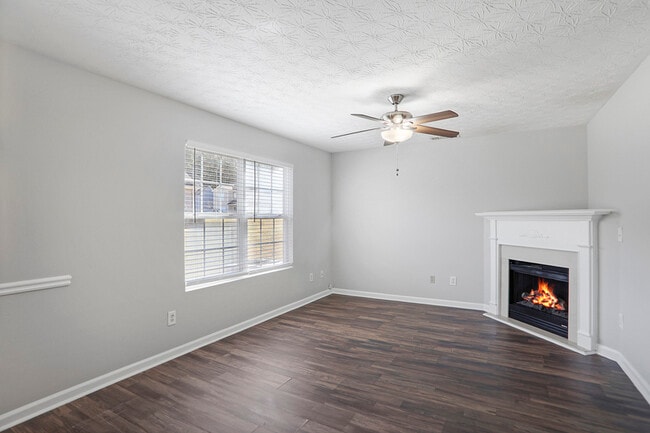 Building Photo - 820 Carlton Pointe Terrace