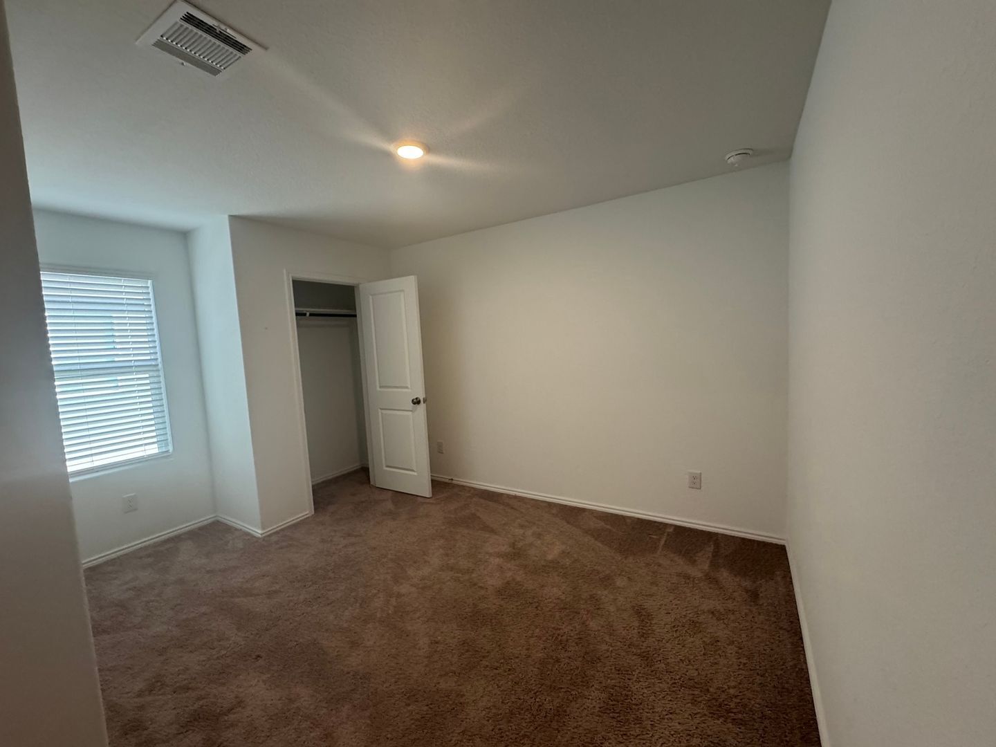 Building Photo - 14023 Wool Pk