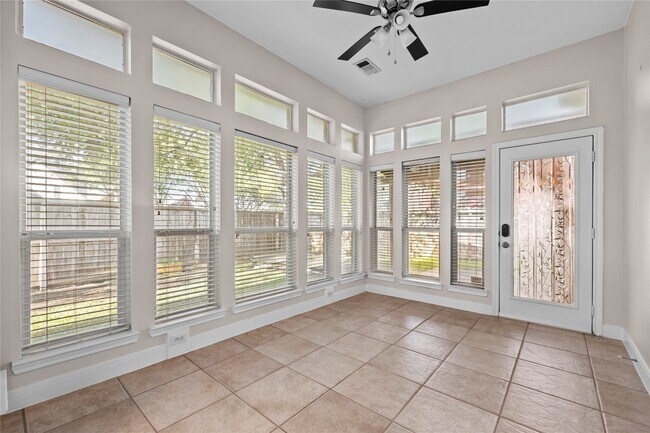 Building Photo - 3310 Lake Canyon Ct